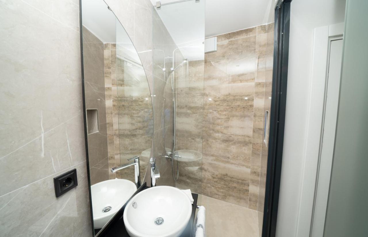 Hotel Fama Karakoey Stambuł Zewnętrze zdjęcie