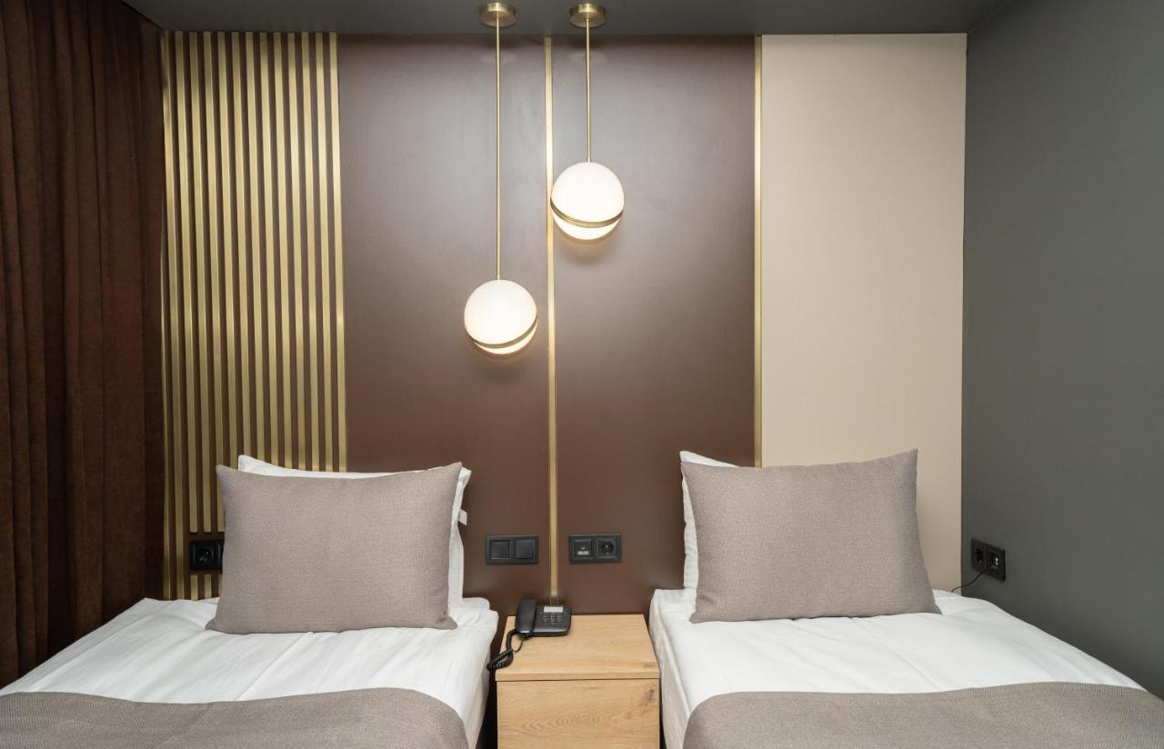 Hotel Fama Karakoey Stambuł Zewnętrze zdjęcie