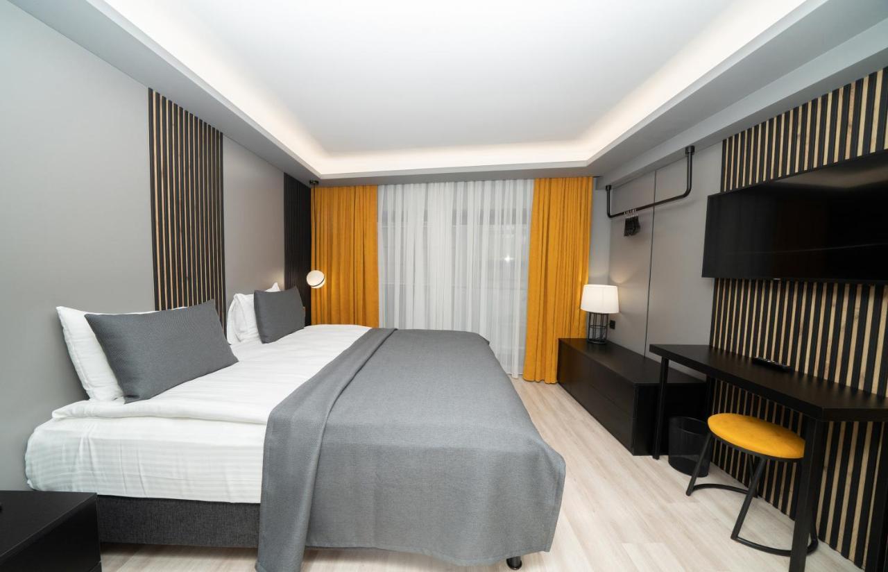 Hotel Fama Karakoey Stambuł Zewnętrze zdjęcie